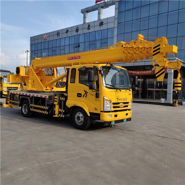 8噸吊車(chē)廠(chǎng)家簡(jiǎn)述8噸吊車(chē)需要定期檢查什么項目